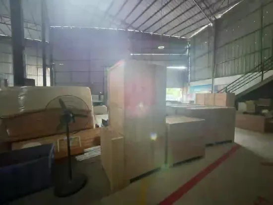 Customized Luxury Wrist Watch Wall Stand Watch Showroom Display Cabinet 